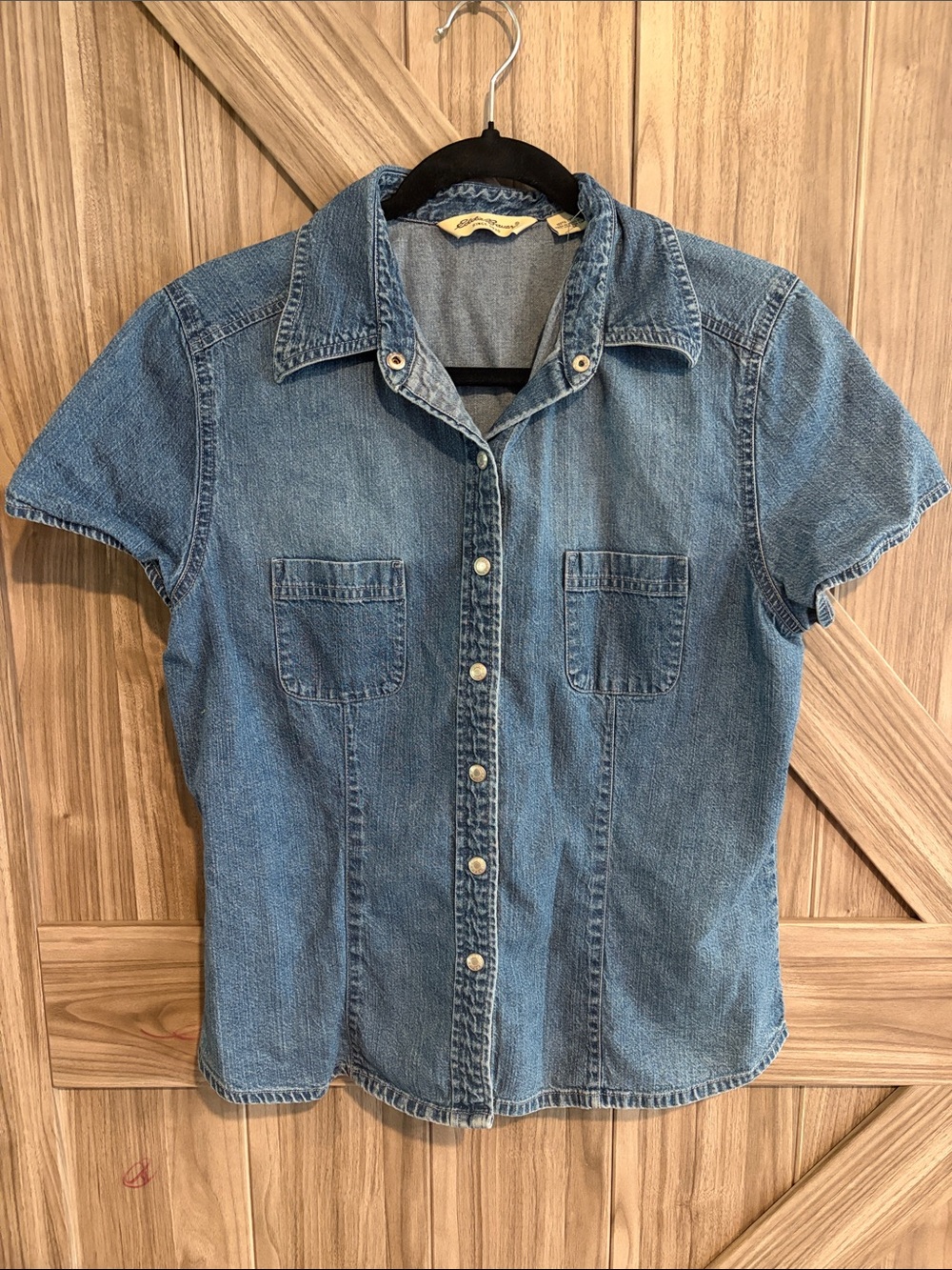 Eddie Bauer Short-Sleeve Denim Button-Down Shirt - Light Blue